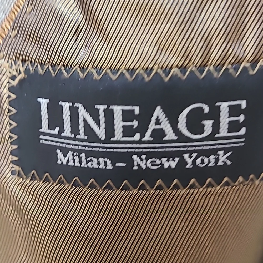 Lineage Milan-New York Suit - Picture 11 of 13